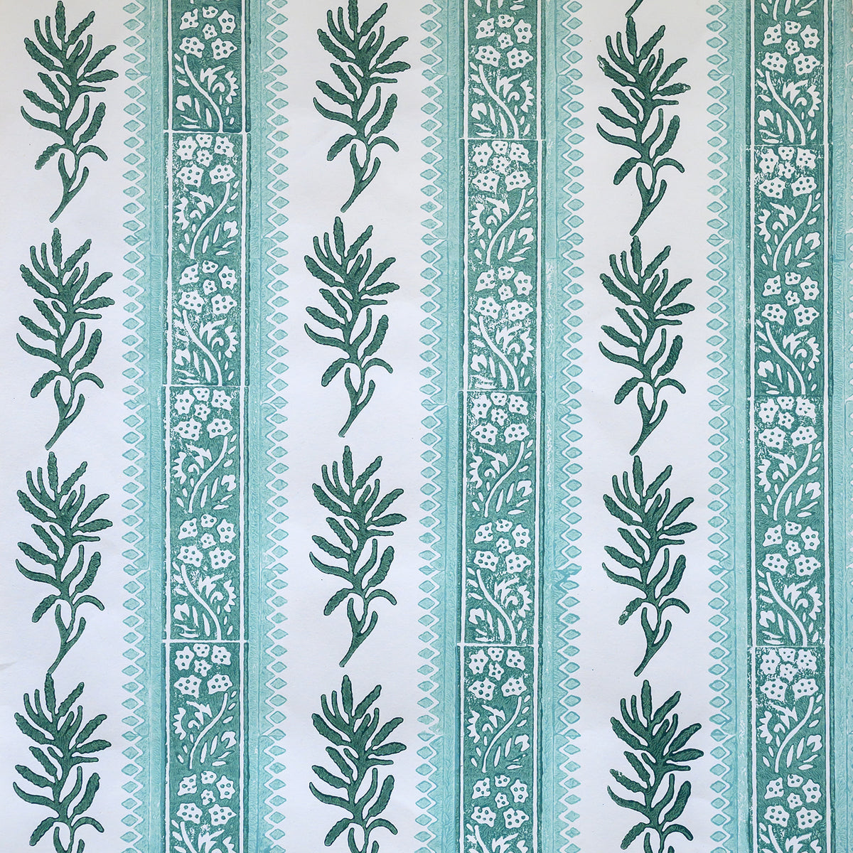 Salzkammergut Wallpaper (Green)