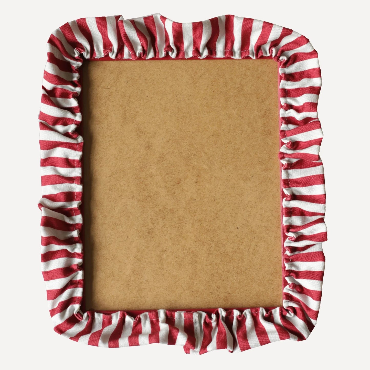 Ruffle Frame