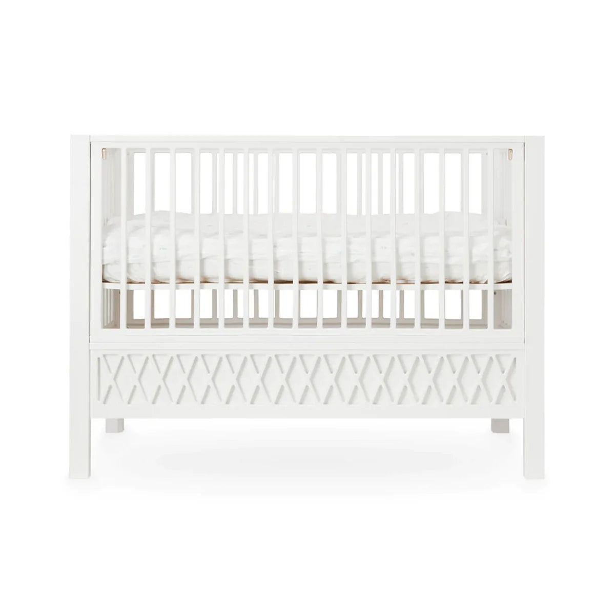 Harlequin Baby Bed